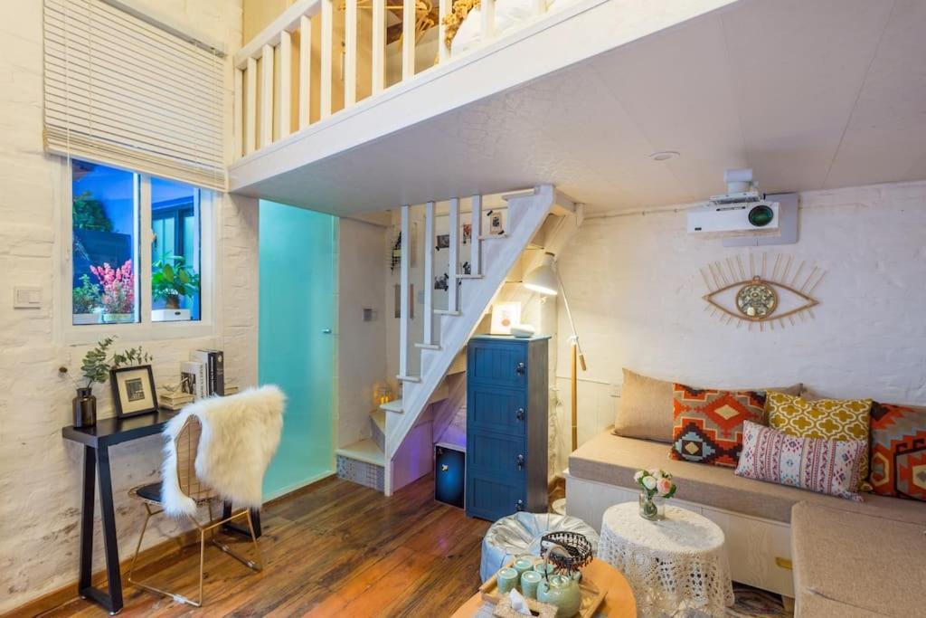 Casablanca Loft Apartment Шанхай Екстериор снимка